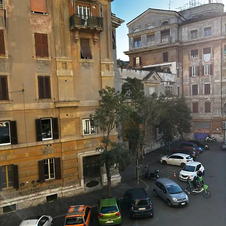 Vodice Apartment- Between Vatican And Foro Italico Apartman *